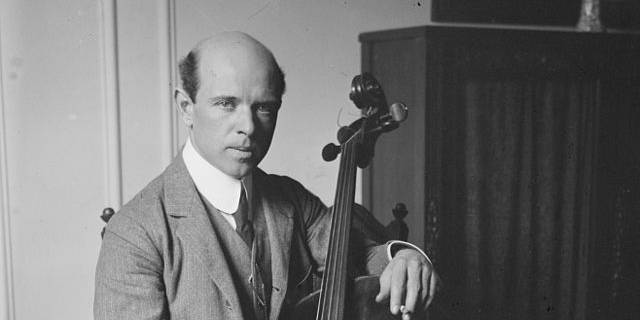 Pablo Casals célèbre violoncelliste à l'honneur du Festival Pablo Casals