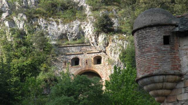 La Cova Bastera